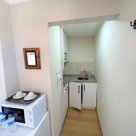 فندق Kuzguncuk View *