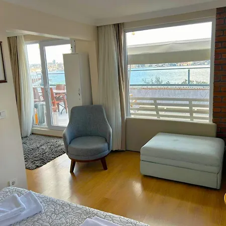 ホテル Kuzguncuk View