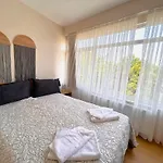Kuzguncuk View Hotel *
