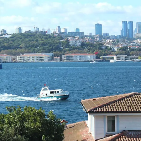 Kuzguncuk View